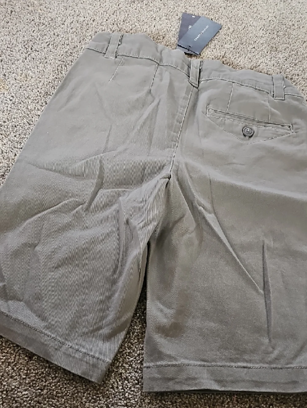 SS💜🔹️Tommy Hilfiger Boys' Gray Stretch Shorts - Picture 2 of 4